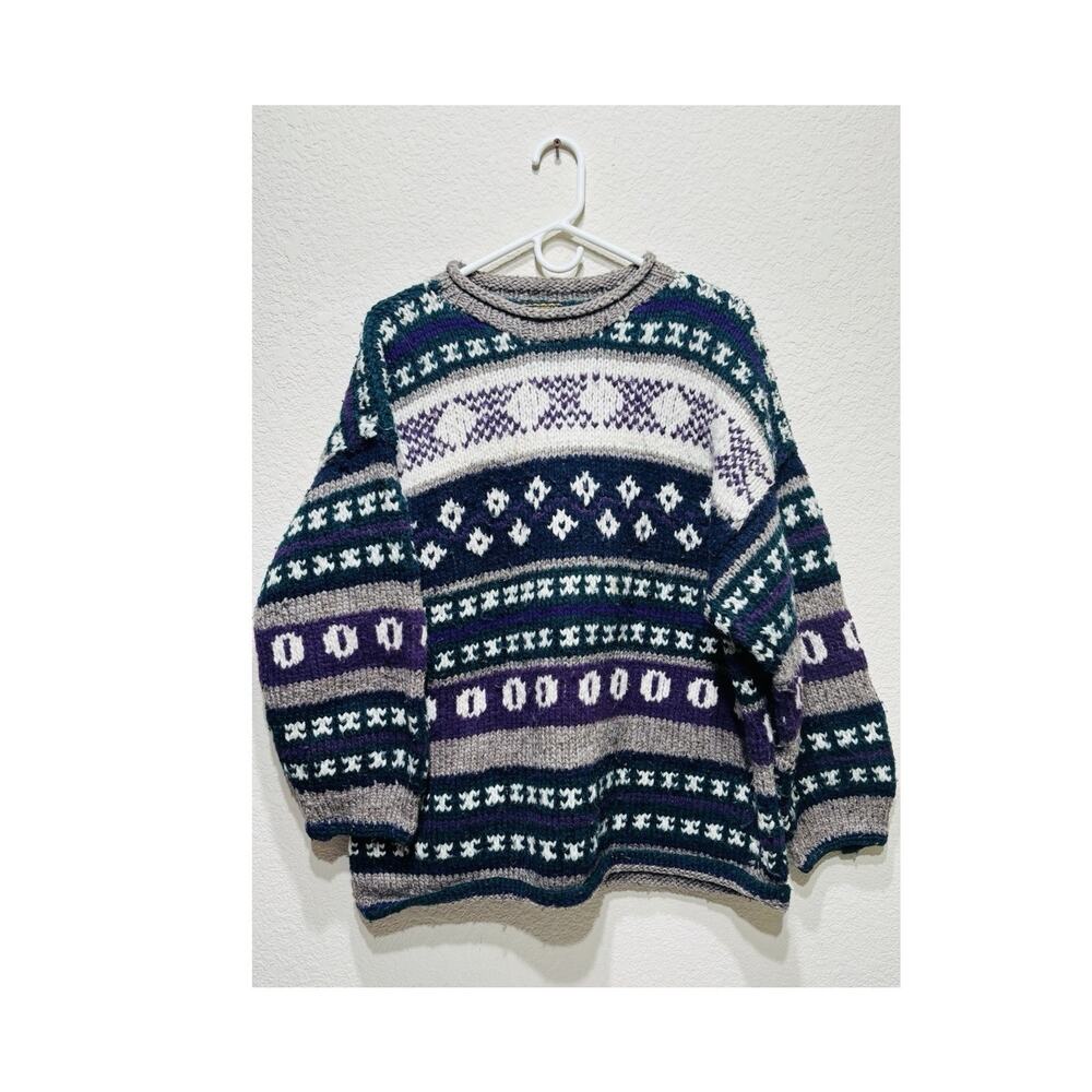 Vintage Rey Wear Wool Sweater Ecuador Mountains Aztec